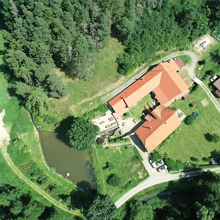 Trilety Mlyn Πανσιόν Police (Trebic)