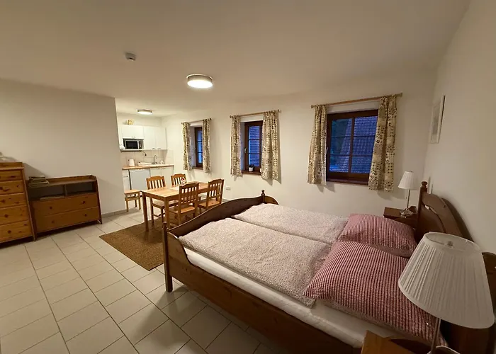 Trilety Mlyn 3* Police (Trebic)